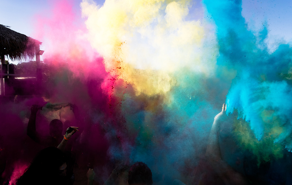 Huge Guide to Holi Events in Los Angeles [2022 Updated]